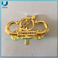 Insignia de Pin de solapa plateada y dorada 3D de Commando Moniteur personalizada, insignia de metal de la policía militar con embrague de mariposa 