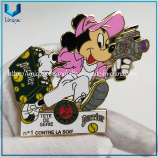 Broche de Metal personalizado de Fancy Perrier Disney Mickey, insignias de Pin surtidas multicolores de esmalte duro de alta calidad