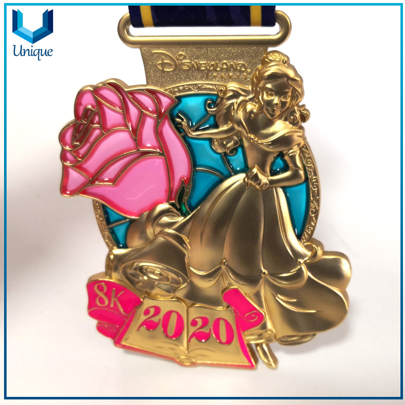 Personalice la medalla de oro mate en 3D de alta calidad, medalla de estilo de dibujos animados de moda creativa, medalla de carrera, medalla de competencia para premios