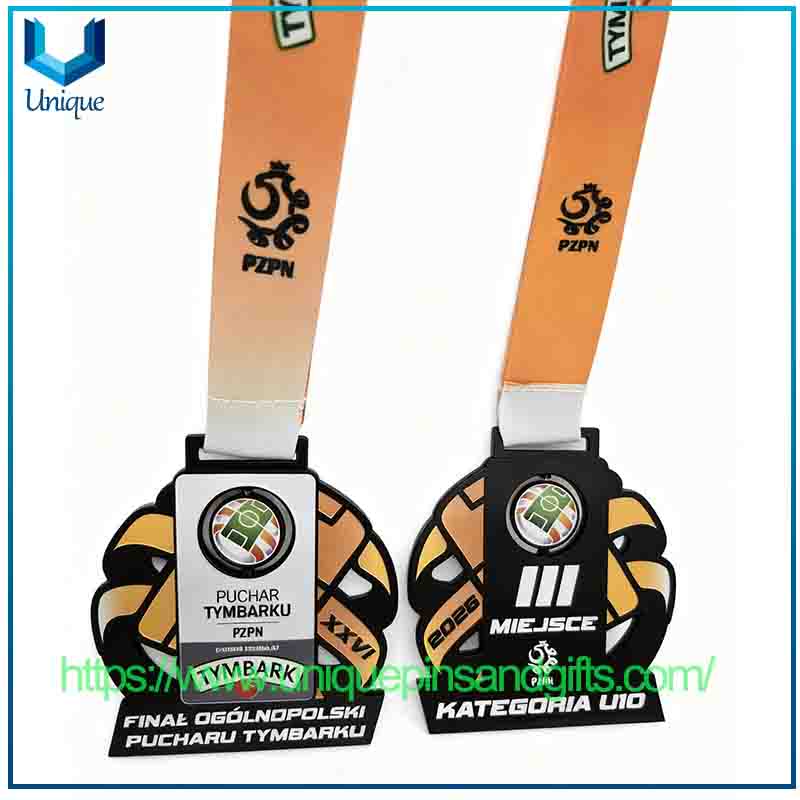 Diseño personalizado de medallas de metal para eventos deportivos de oro PZPN polaco con cinta