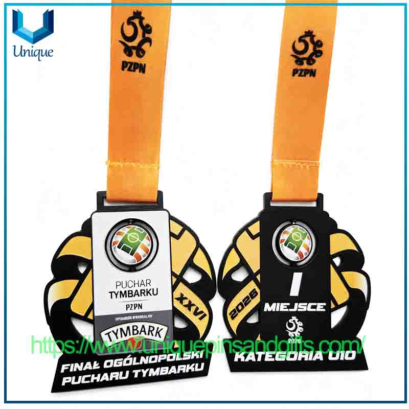 Diseño personalizado de medallas de metal para eventos deportivos de oro PZPN polaco con cinta