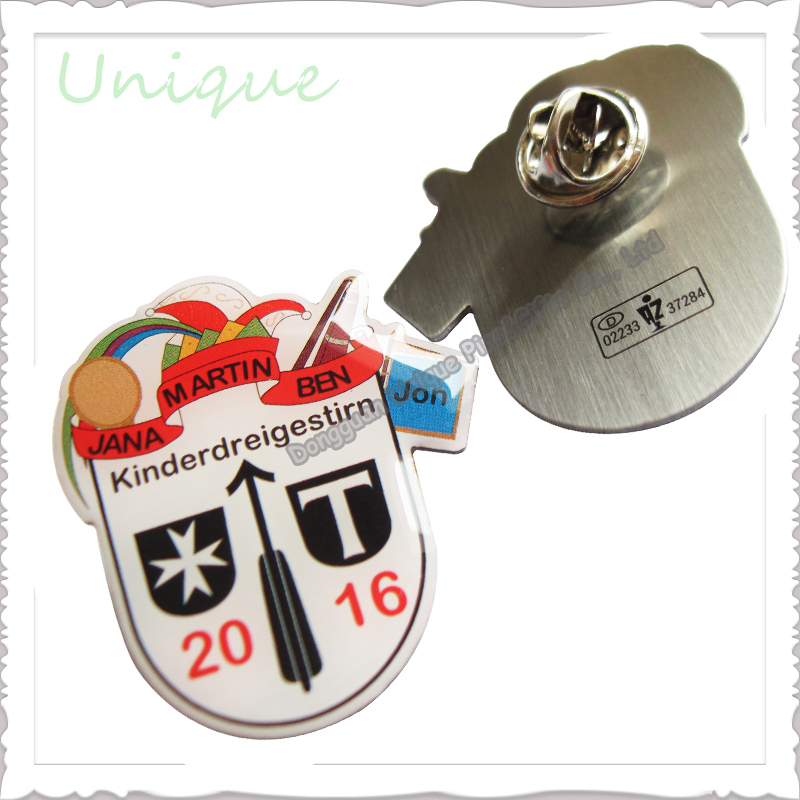 Personalice el pasador de solapa impreso offset, troquel golpeó el broche de latón, el pin de la solapa de regalo promocional, la muestra gratuita de la fábrica al por mayor del pasador de metal