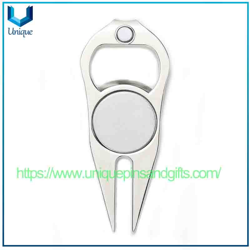 Spot-on Golf Green Fork Metal Ball Fork, abridor de botellas Marcador de pelotas de golf Herramienta de césped de golf para regalo de golf