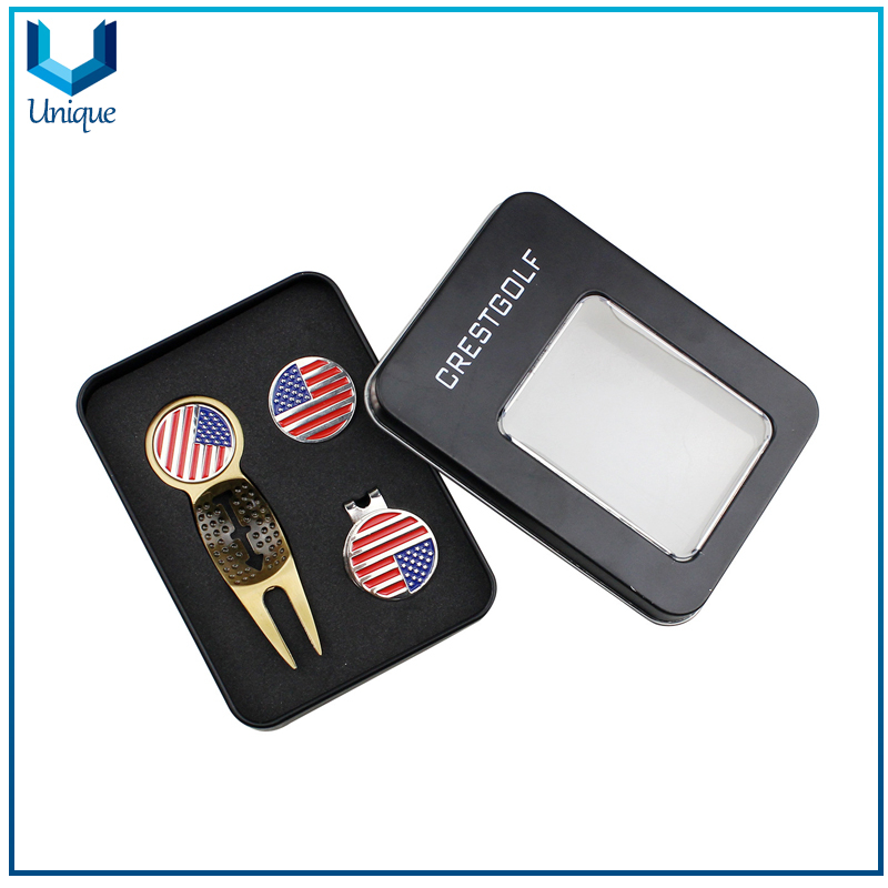 Herramienta de divot de golf chapada en latón antiguo, Golf HatClip con bolsillo en el conjunto con embalaje de caja de regalo, personalice Diseño de herramientas de accesorios de golf en conjunto para regalos promocionales