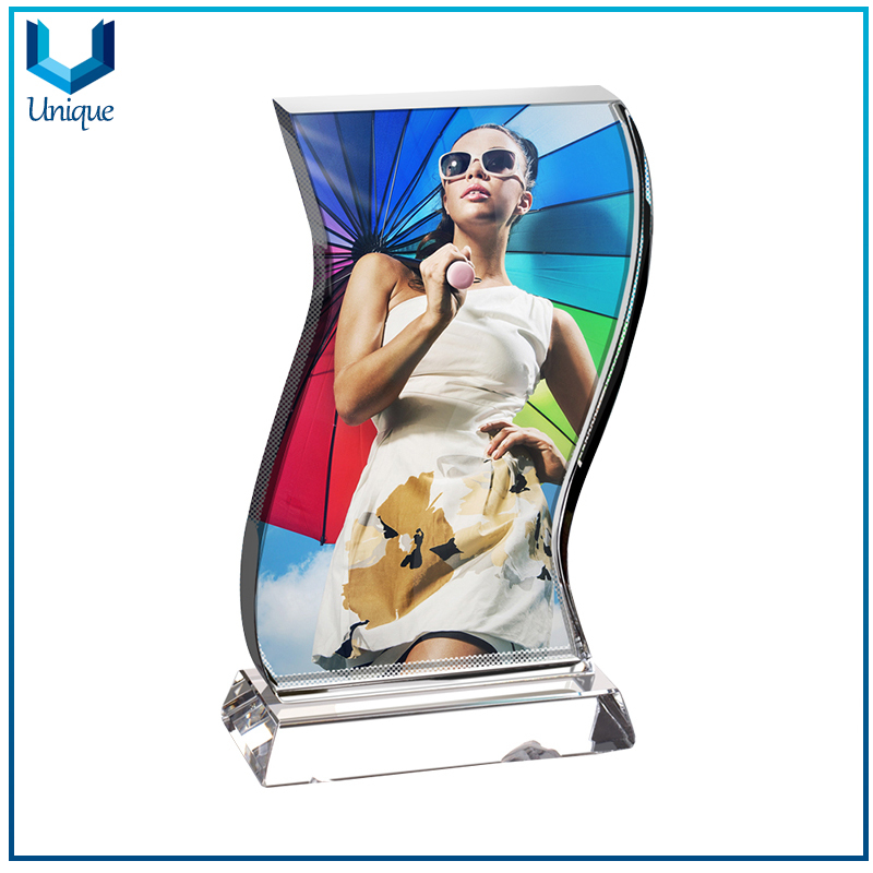 Personalice el marco de fotos de sublimación de impresión para regalos de boda, trofeo de cristal recubierto en blanco, impresión logo Crystal Award Regalos de recuerdos