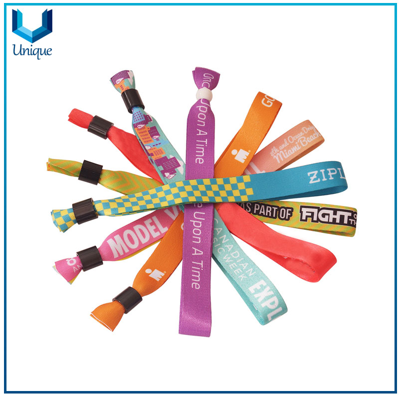 Muestra gratuita de OEM Personalizar logo Sport Pulsera Festival Festival Tejido pulsera