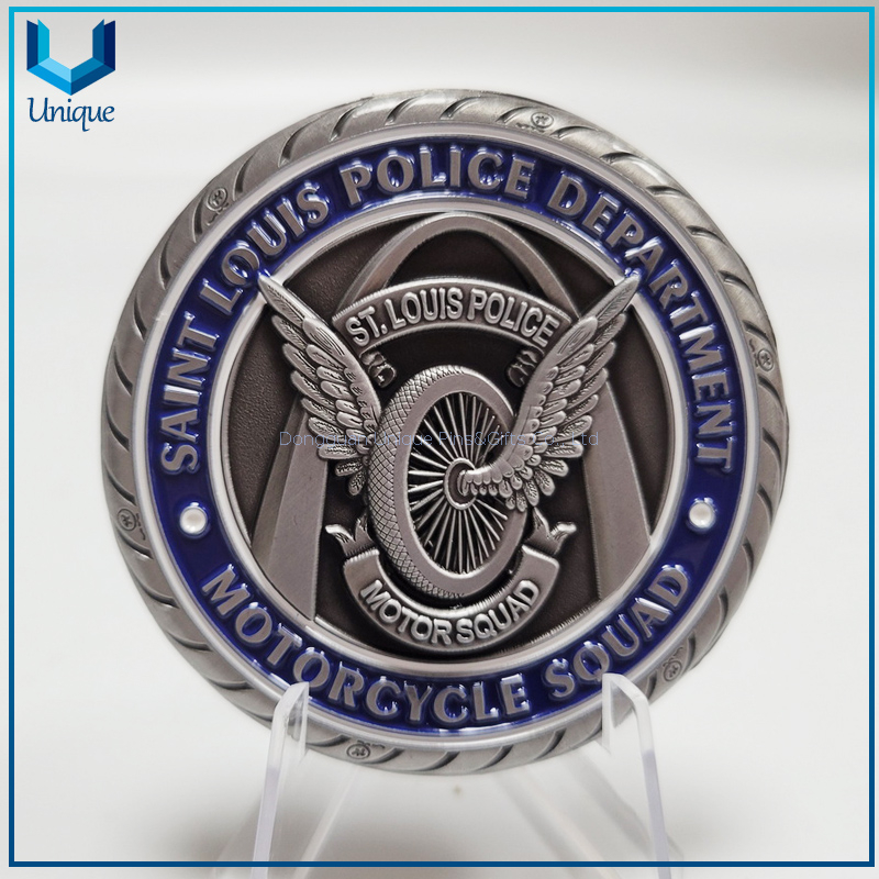 Moneda de policía de medalla de aleación de zinc fundido a presión de plata antigua de 2,25 pulgadas con diseño personalizado en forma de neumático