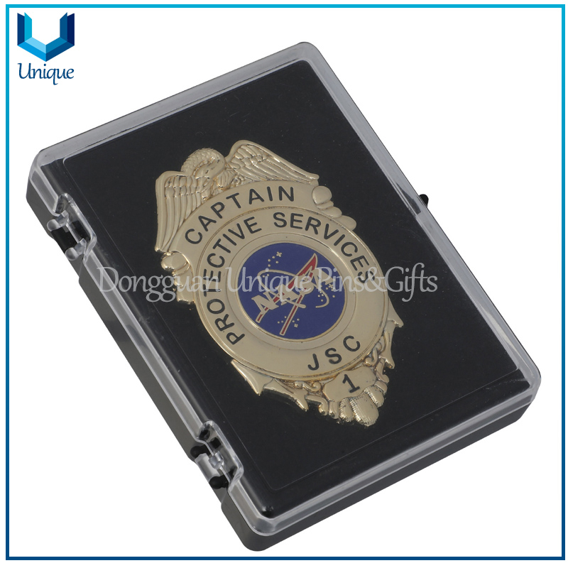 Personalice la fábrica de insignias de policía, exhibición de monedas conmemorativas, insignia de honor de oro 3D de cobre troquelado con soporte de cuero genuino + clip de cinturón de metal