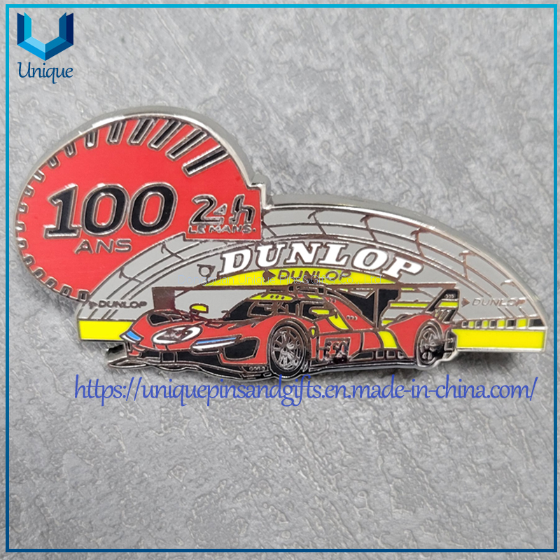 Pin de solapa de coche de carreras de esmalte duro personalizado, pin de autobús escolar