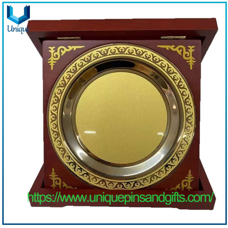 Nuevo Placa de medalla exquisita, placa de madera en blanco, placa dorada, placa plegable de madera 