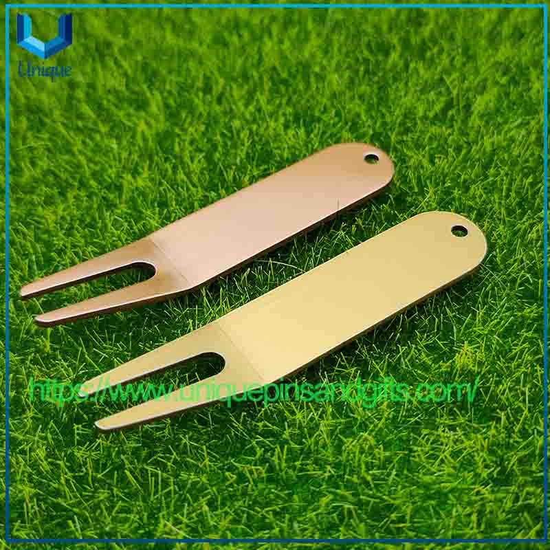 Diseño personalizado, horquilla para pelota de Golf, horquilla de Putting Green de Metal, herramienta de reparación de césped de Golf, herramienta Divot de Golf con logotipo en blanco