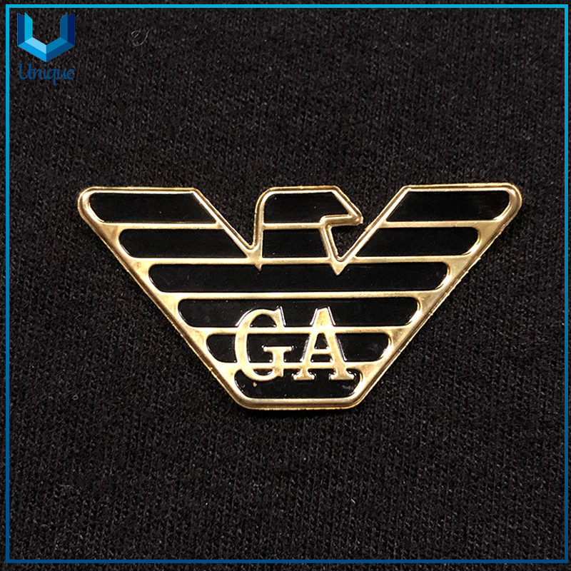 Insignia alta personalizada de TPU de alta frecuencia, parche termofusible de PVC de alta calidad y bajo precio para prendas de vestir