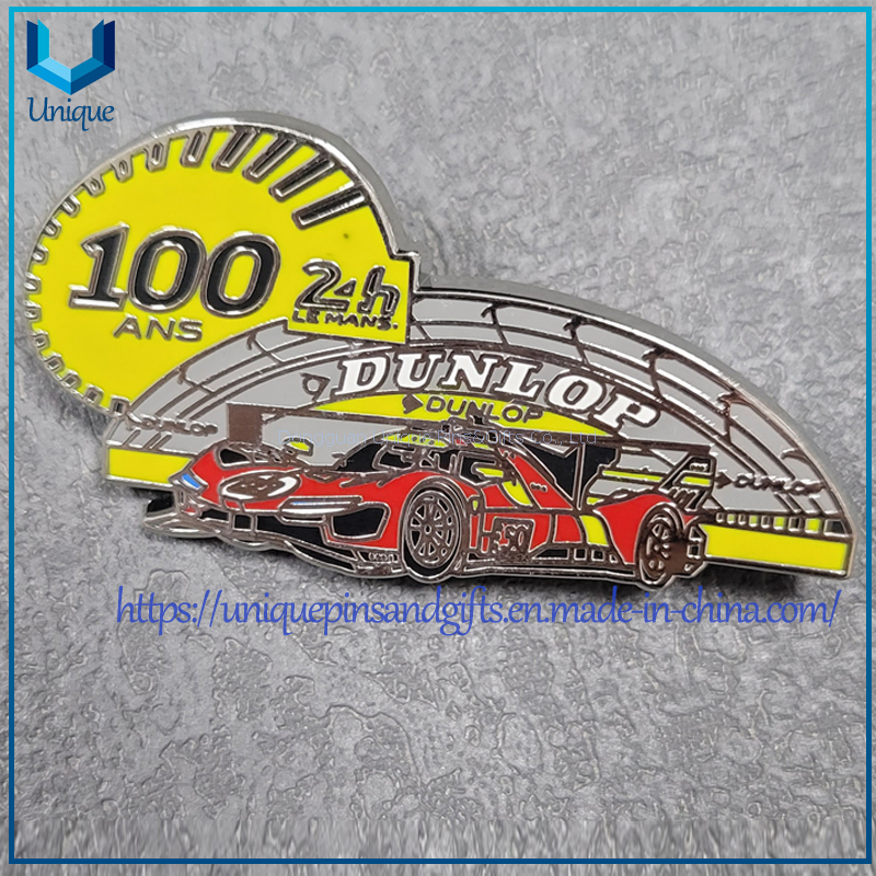 Pin de solapa de coche de carreras de esmalte duro personalizado, pin de autobús escolar