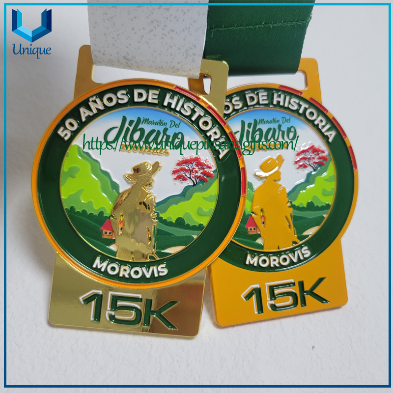 Medalla de recuerdo Morovis de Puerto Rico de oro 3D personalizada con caja de terciopelo (8)