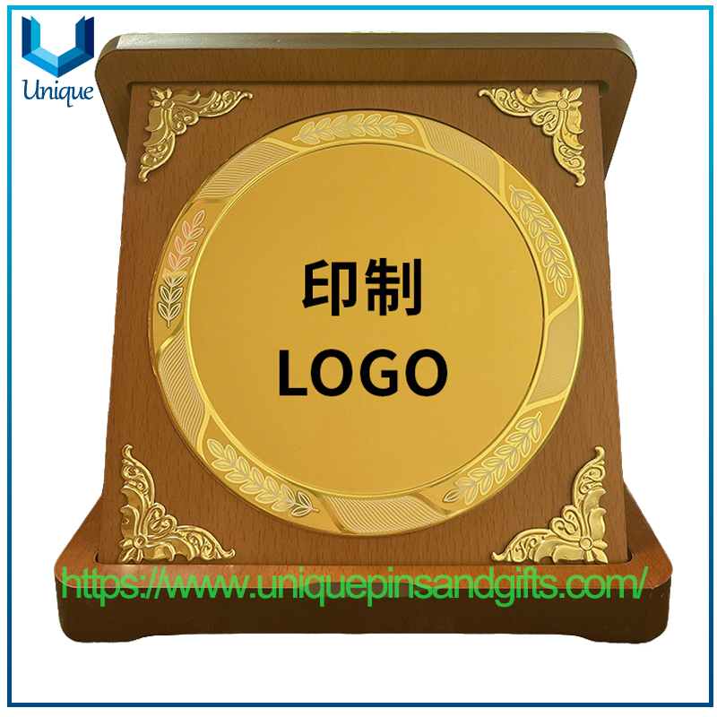 Nuevo Placa de medalla exquisita, placa de madera en blanco, placa dorada, placa plegable de madera 
