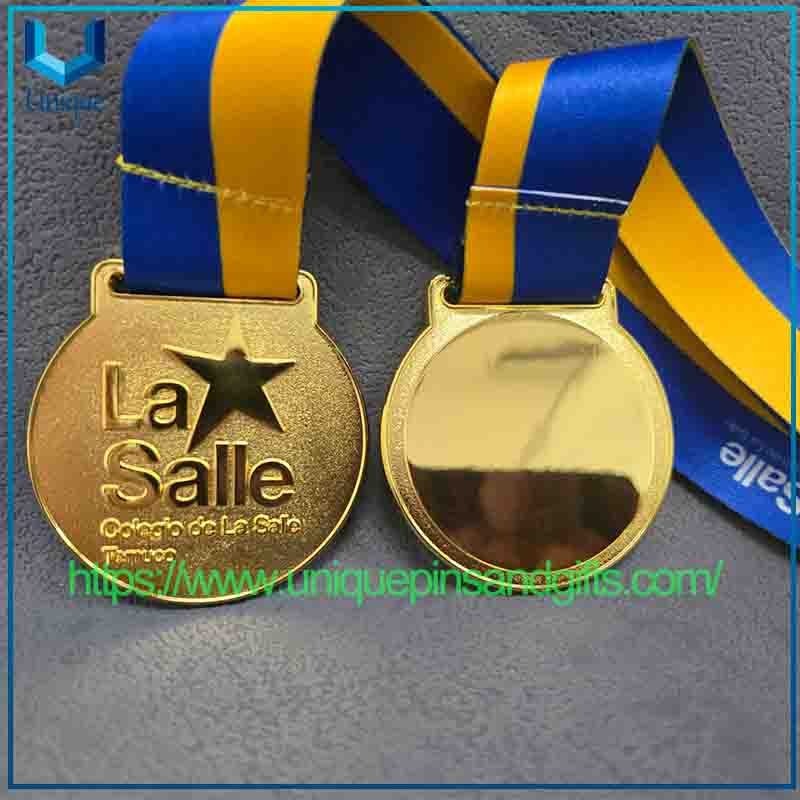 Diseño personalizado 3D Francia College Béisbol Fútbol Baloncesto Medallas de eventos deportivos Premio de oro Medallas de metal en blanco con cinta