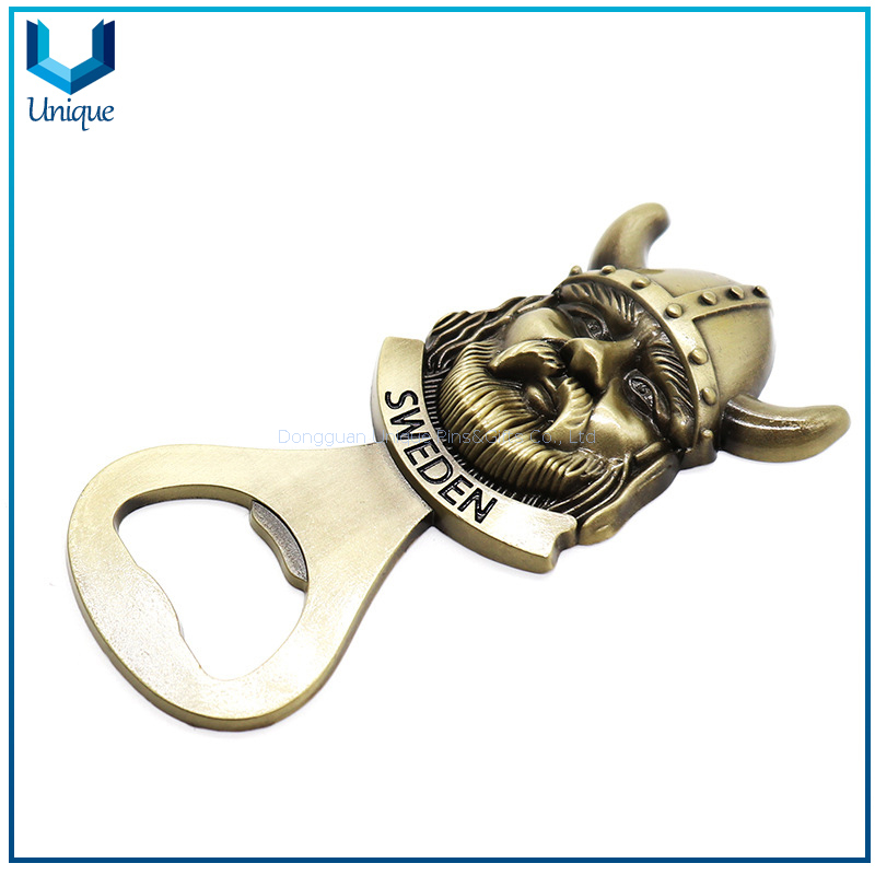 Abrelatas de botellas de metal clásico de latón antiguo 3D, personalizar artesanías de metal de diseño fabricante de abridor de botellas de cerveza para regalos de souvenir