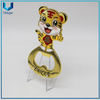Abrebotellas personalizado para regalos de recuerdo navideño de alta calidad, abridor de botellas de metal con impresión UV única y esmalte duro Trandition Tiger Cartoon