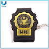 Personalice la fábrica de insignias de la policía, muere golpeó la insignia de honor del oro de cobre 3D con un soporte de cuero genuino + clip de cinturón de metal, insignia de la moneda de Sounvenir