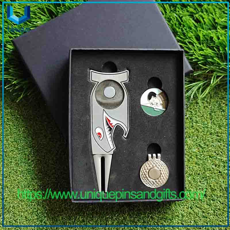 En Stock, creativo, con temática de tiburón, para poner pelotas de Golf de Metal, tenedores, Clips para sombrero, marcador de pelota de Golf, juegos de herramientas Divot