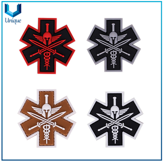 Logotipo de goma ecológico, logotipo en relieve personalizado, PVC de silicona 3d parches de goma suaves para prendas