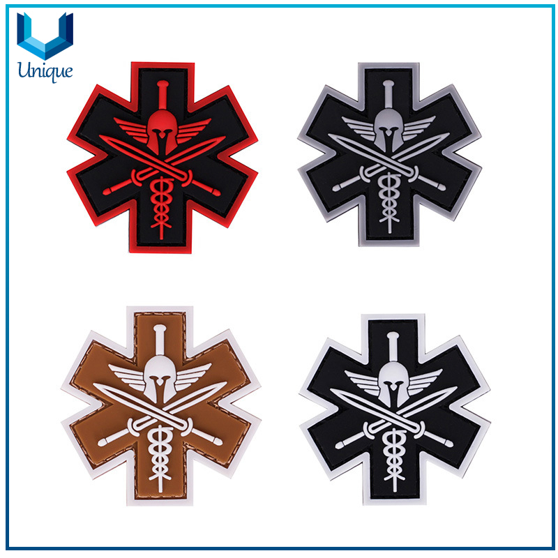 Logotipo de goma ecológico, logotipo en relieve personalizado, PVC de silicona 3d parches de goma suaves para prendas