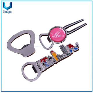 Fashion Golf Divot Tool Bottle Opener, personalice la herramienta Divot Divot Tool de Ballmarker con la función de abridor de embotellador para los accesorios de golf Regalos promocionales