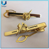 Personalice la barra de corbata de rifle en 3D, Pin de la corbata de estilo de pistola de oro para regalos de recuerdo militar, Barra de lazo de la mancha de la boda de la moda en el embalaje de la caja de regalos