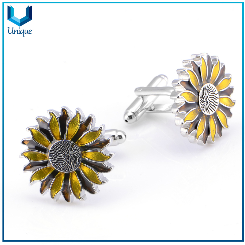 Moda Gemelos de girasol, personalice Metal Joyas Pin Pin Mancuflink Para Decoración de Camisas, Venta al por mayor de China Gemelo epoxy para regalos promocionales