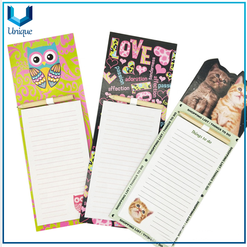 Calendario magnético personalizado con láminas de lágrimas Etiqueta engomada del refrigerador