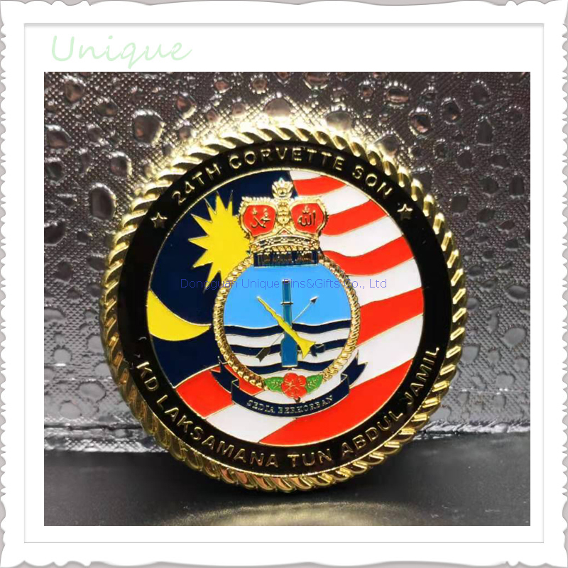 Royal Malasia Moneda de la marina en oro con epoxi.