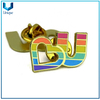 Personalice el alfiler de metal, el pin de regalo de Sounvenir, el pin de oro del aniversario, el pasador de la boda del esmalte duro, la insignia del pin del arco iris, la insignia de la escuela, la insignia del evento deportivo, insignia del botón