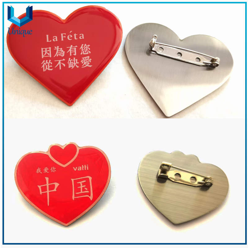 Barato al por mayor compensado Impreso Pin de solapa, fabricante de artesanías de metal de China, emblema impreso de seda, broches de regalo