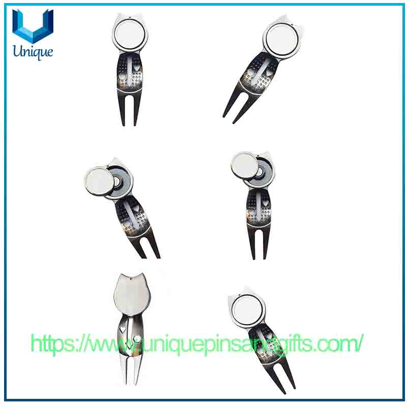 Diseño personalizado con logotipo en blanco, camiseta verde de golf, marcador de bola de metal, camiseta con moneda, accesorios para cachorros de golf