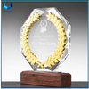 Trofeo de trigo de oro Crytsal en corte de borde de corte de diamante con base de madera, láser grabado logotipo de copa de trofeos de vidrio, honor militar Premio Medal Trofeo