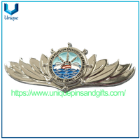 Broche de alfiler de Metal 3D personalizado para solapa, insignia con forma triangular de búho y pulpo brasileño, insignia con cierre de mariposa PMGO SSPGO CBMGO