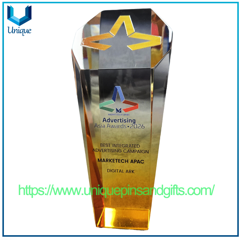 Trofeo de cristal grabado interior óptico personalizado de fábrica, trofeo de cristal K9, medalla y trofeo de premio de cristal de lujo