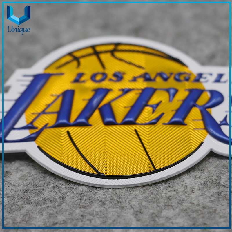 Insignia de TPU de alta frecuencia personalizada de alto Tpu, parche termofusible de PVC de alta calidad y bajo precio para prendas de vestir