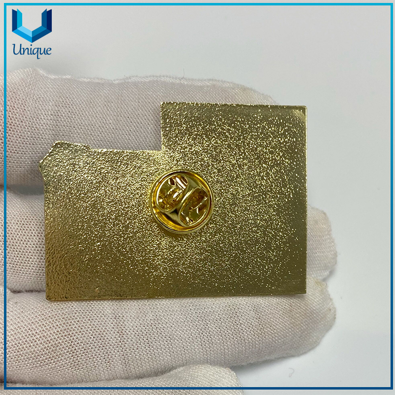 Pin de solapa de juego olímpico de diseño personalizado en esmalte duro