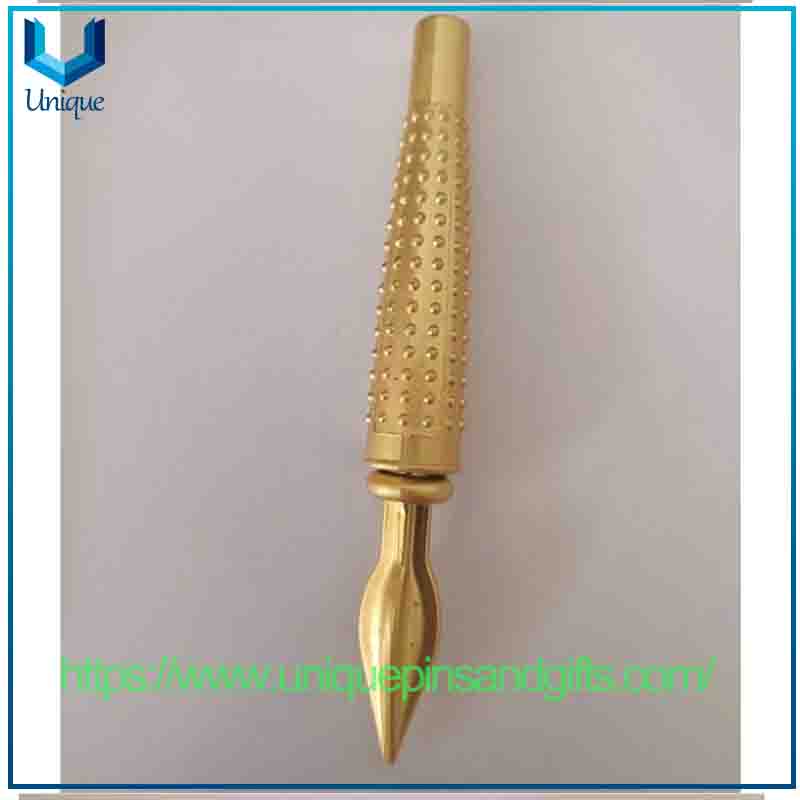 Colgante de metal Guardia de seguridad Performance Traje Percha Colgante Cinta Borla Art Troupe Colgante Borla Uniforme del ejército Aiguillette Uniforme Cordones de hombro Colgante