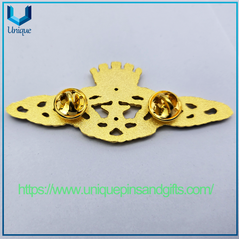 Artesanía de Metal personalizada, alfileres de solapa con logotipo 3D, insignias, uniforme chapado en oro, emblema de embrague de mariposa para seguridad de la Fuerza Aérea de EE. UU.