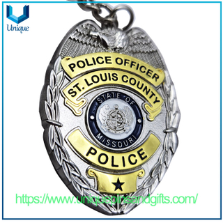 Diseño personalizado Relieve 3D Gold /plata Forma ovalada de dos colores Medalla de recuerdo de electroplacas de dos colores Die de llavero de llaves de la policía de aleación de zinc fundido