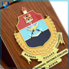 Wholesale Diseño personalizado Metal Militar Shield con caja de madera, Placas de premio militar de honor con caja de madera, Medalla de Premio Militar de Oro MOQ bajo