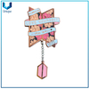 Moda creativa emblema popular, encanto de moda, colgante de joyas para regalos, perno de solapa de esmalte duro con cuelga