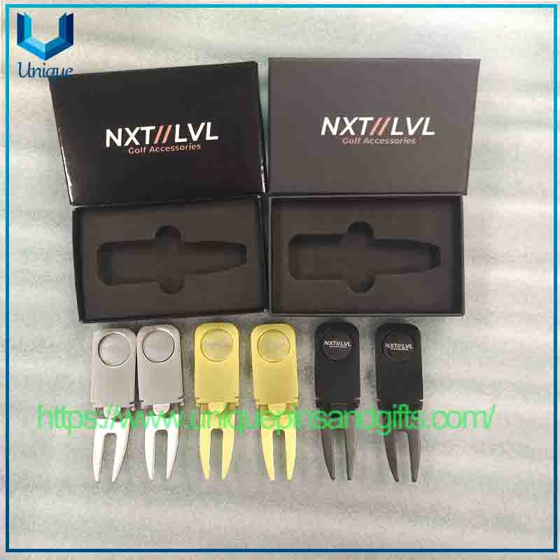 Marcador de pelotas de golf magn&eacute;tico con flecha giratoria (4) 