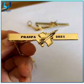 Barra de corbata chapada en oro de alta calidad 24k, pin de corbata de metal de esmalte, barra de corbata de avión 3D para accesorios de ropa militar, personalizar diseño de manualidades de metal fábrica