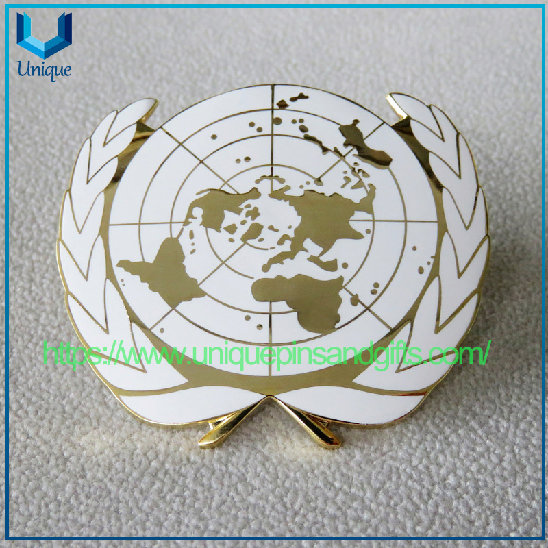 Pin de solapa con el logotipo de las Naciones Unidas (1)