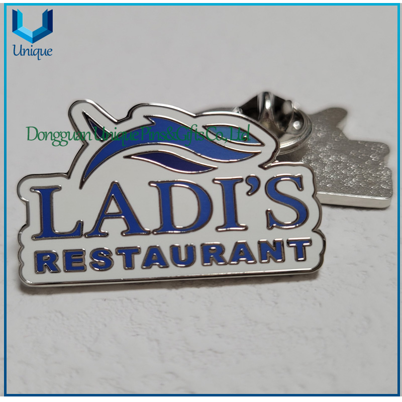 Broche de Metal de diseño personalizado para restaurante LADI de Puerto Rico, chapado en dos tonos dorados y plateados, broche de Metal de cobre troquelado