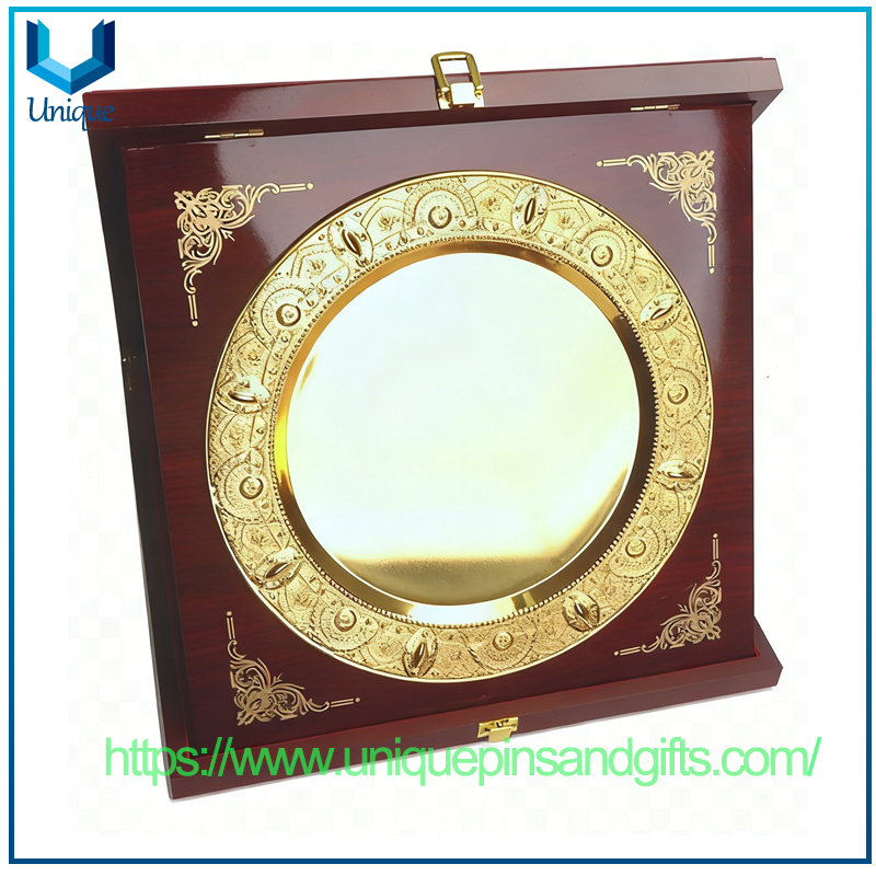 Nuevo Placa de medalla exquisita, placa de madera en blanco, placa dorada, placa plegable de madera 