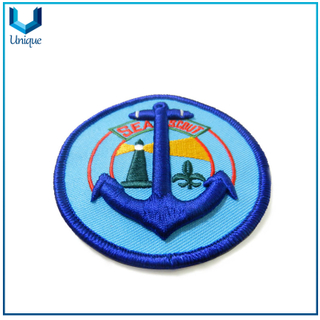 Personalice la insignia del bordado 3D, el hierro en el parche de bordado en la tela, uniforme militar, la insignia de bordado del sombrero con el respaldo de Vecro